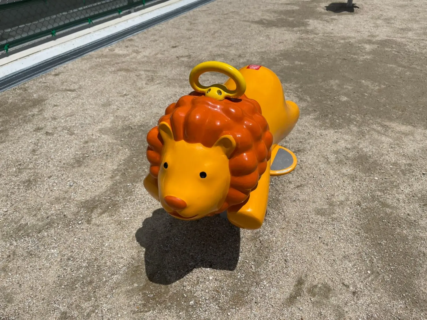 ライオンのスプリング遊具